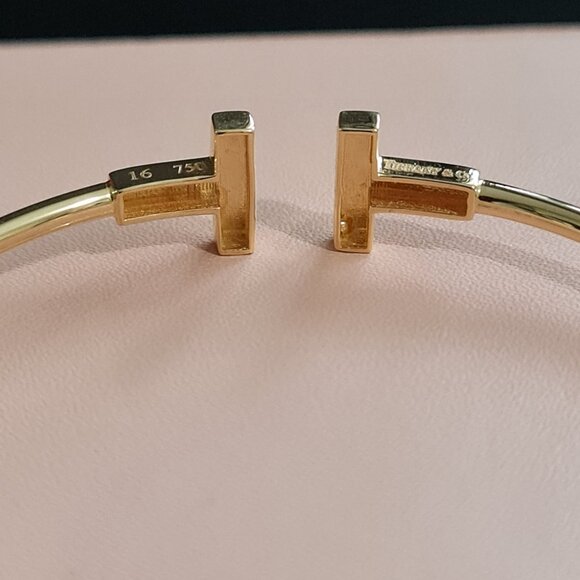 T bangle side slide bangle gold 18k - Picture 5 of 8